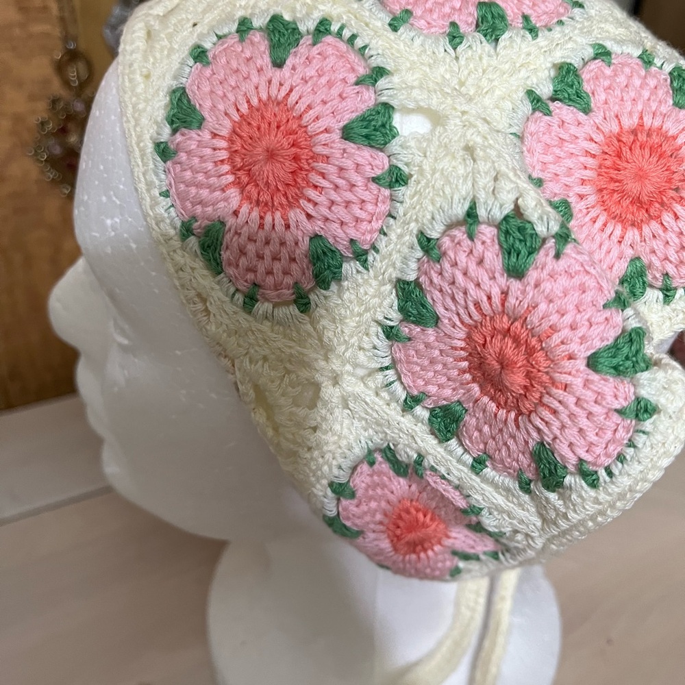 Handmade Crochet head scarf bandana head kerchief pink floral - Picture 3 of 6